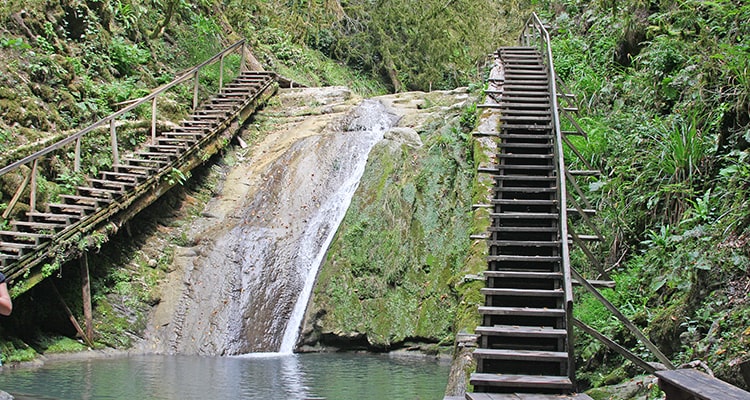 Снят запрет на «33 водопада»