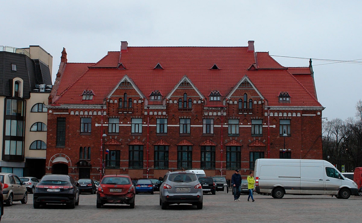 Здание Банка Финляндии. Архитектор — К. Г. Нюстрём. 1910 год.