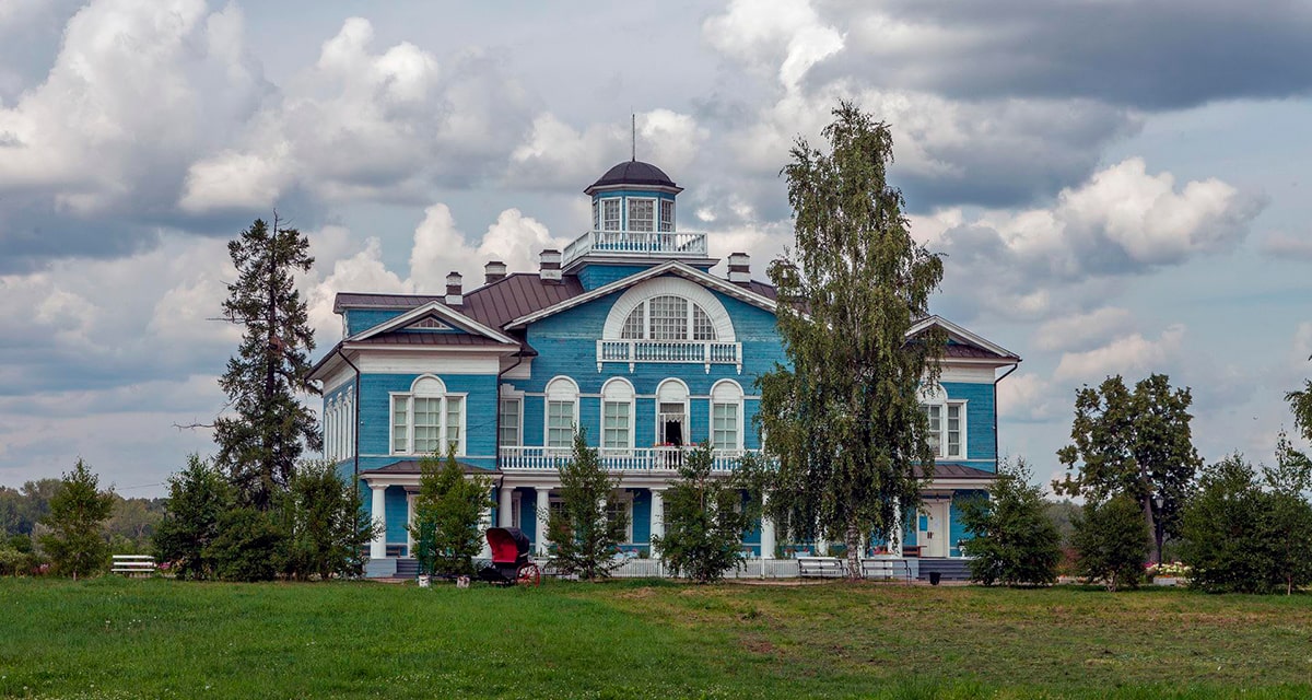 Десять самых посещаемых усадеб в России