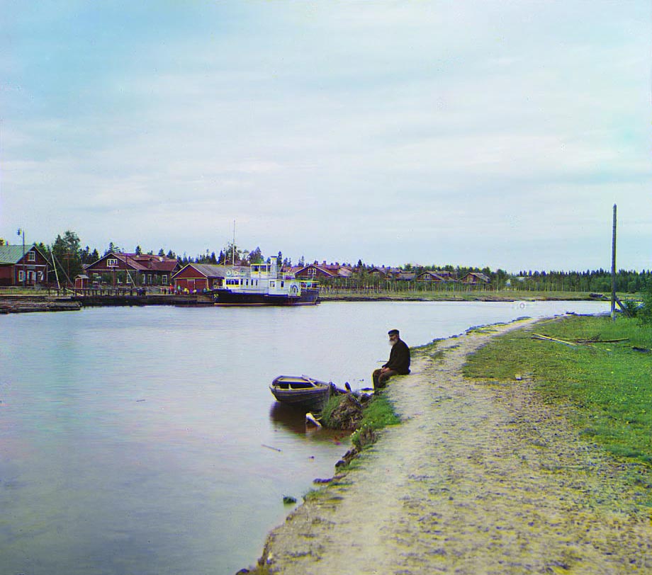 Общий вид Ковжинского лесопильного завода. Река Ковжа