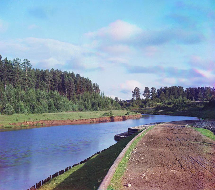 Река Вытегра выше Белого Ручья у несуществующей в настоящее время деревни Пахомово