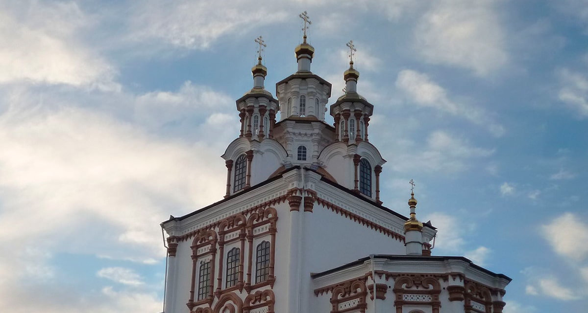 Богословский Введенский собор в Карпинске