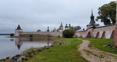 Все – на осаду Кирилло-Белозерского монастыря